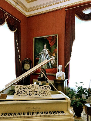 Дворец Румянцевых-Паскевичей